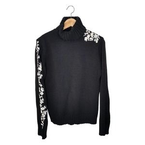 Embroidered Turtleneck Size M/L